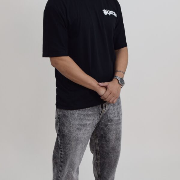 Semi Overzise Negro Estampada